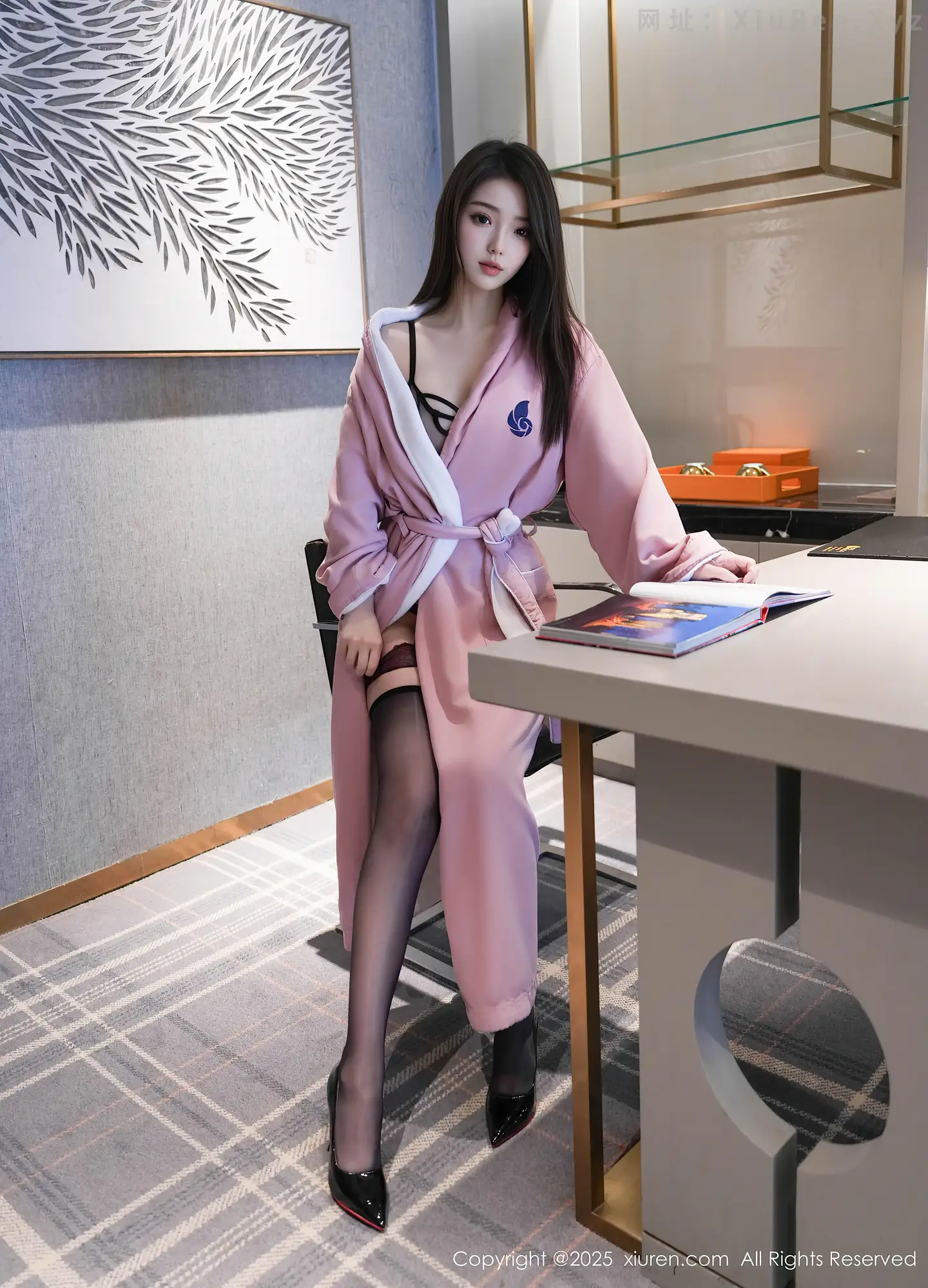 图片[6]-[XiuRen秀人网]VOL.10669 新人模特烧烧小桃性感黑色情趣内衣配黑丝吊袜秀曼妙身材诱惑写真99P-秀人网官方网站